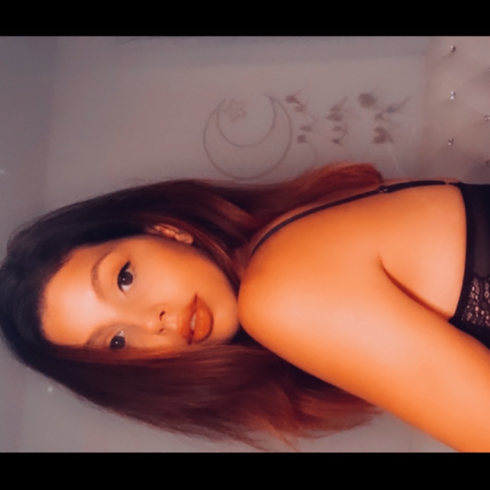 Meet your Posher, Alyssa